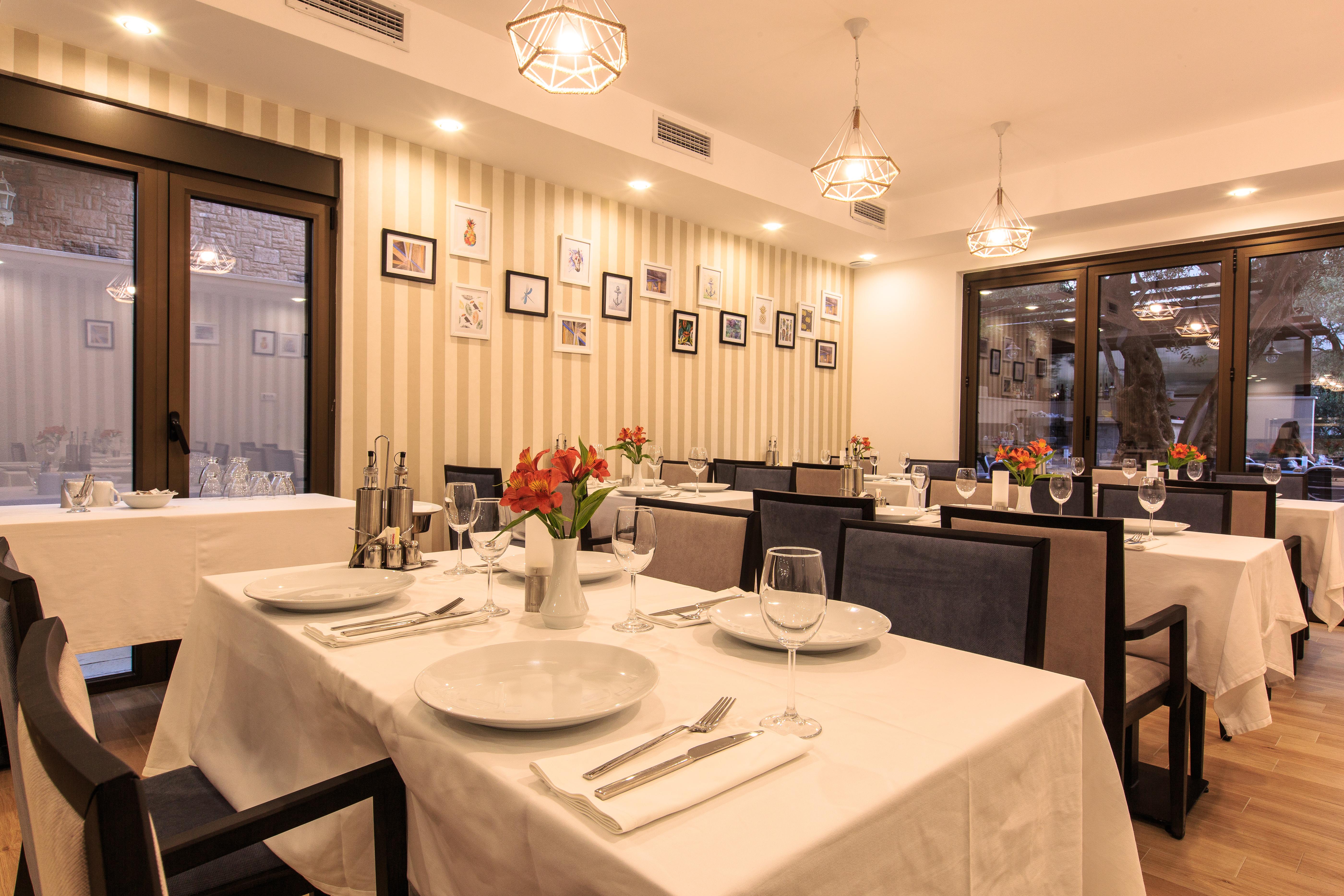 Hotel Harmony By Aycon Petrovac na moru